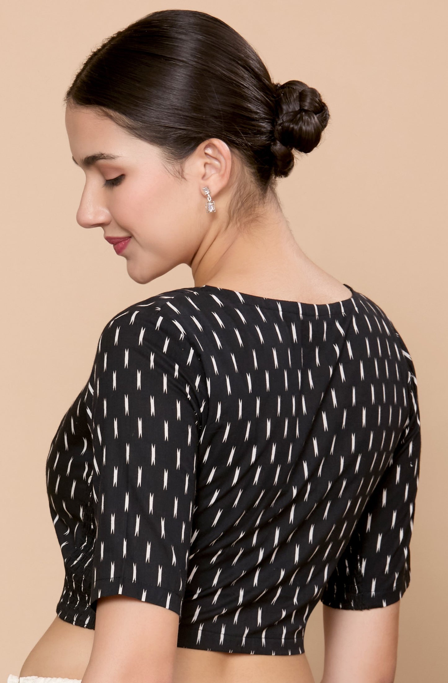 Studio Shringaar Women's Black Cotton Ikat Print Stretchable (Smocked) Saree Blouse (Design 2868)