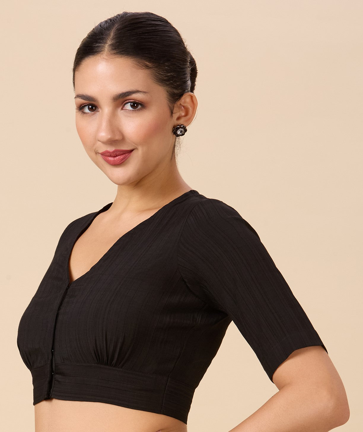 Studio Shringaar Women's Black Viscose Smart V Neck Readymade Saree Blouse (Design 2880)