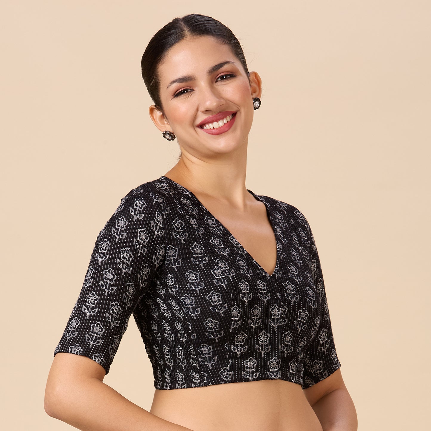 Studio Shringaar Women's Black Handloom Cotton Block Printed Saree Blouse with Stretchable Sides (Design 2899)