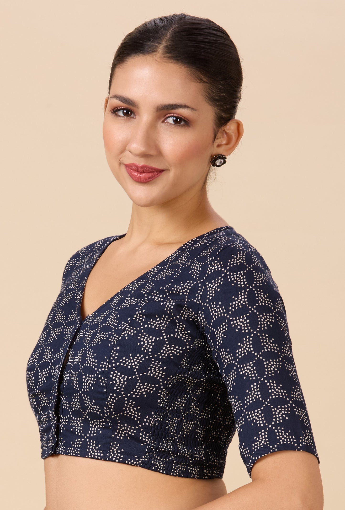 Studio Shringaar Women's Navy Blue  Cotton Printed Stretchable (Smocked) Readymade Saree Blouse(Design 2883)