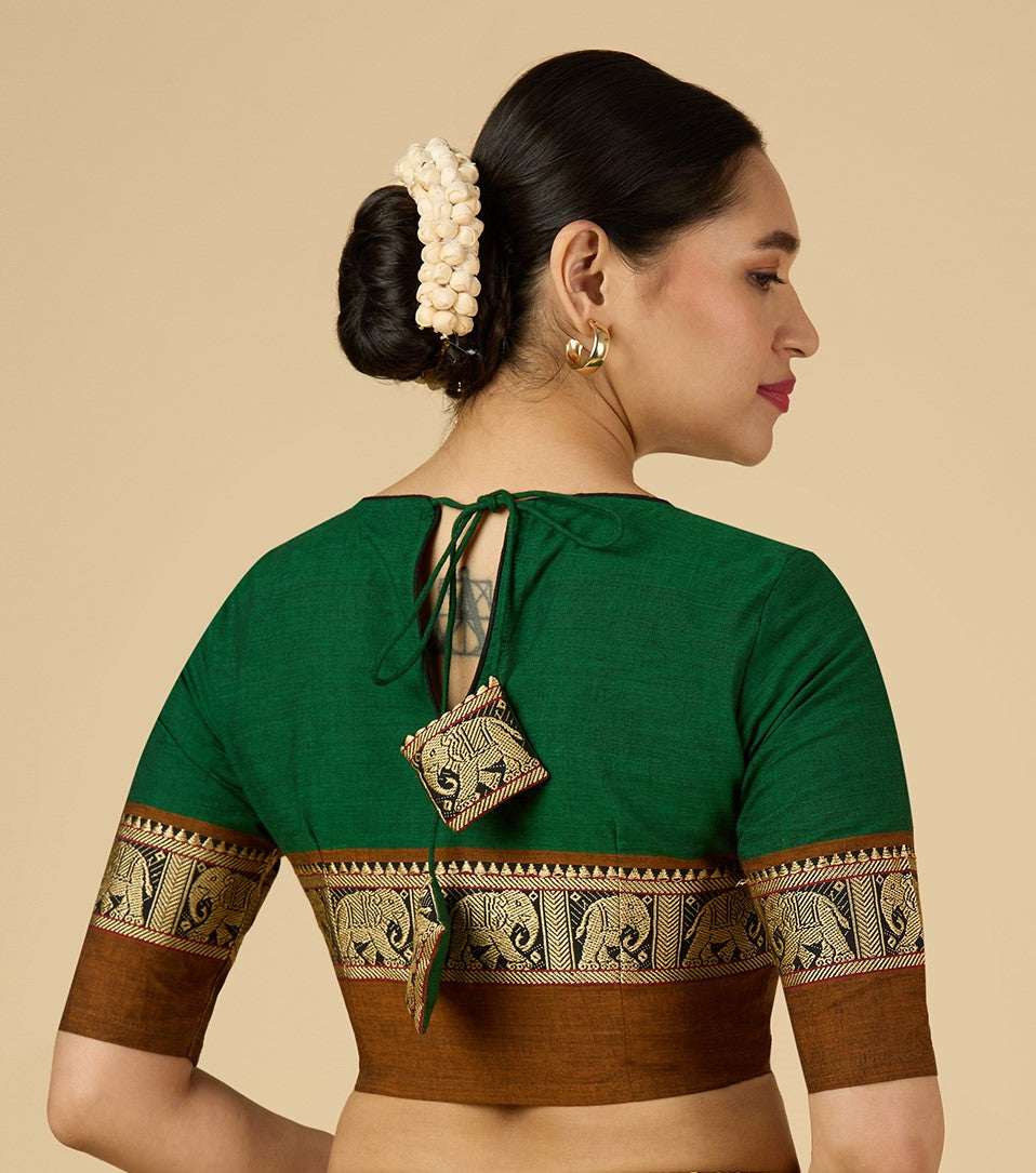 Studio Shringaar Women's Green Handloom Cotton Elephant Temple Border Readymade Saree Blouse (Design 2905)