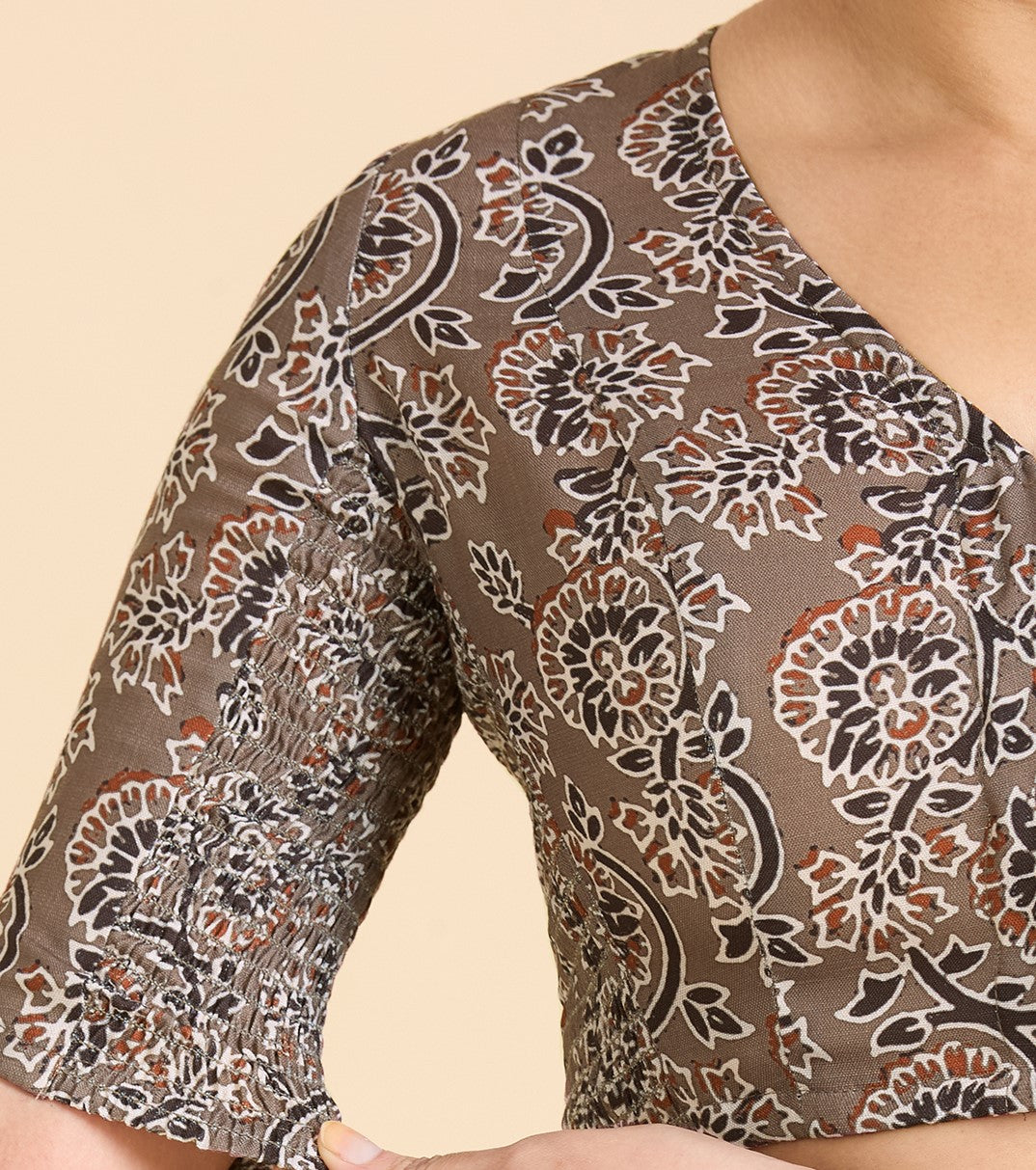 Women's Brown Thick Cotton Kalamkari Print Side Stretch (Smocked) Saree Blouse (Design 2936)