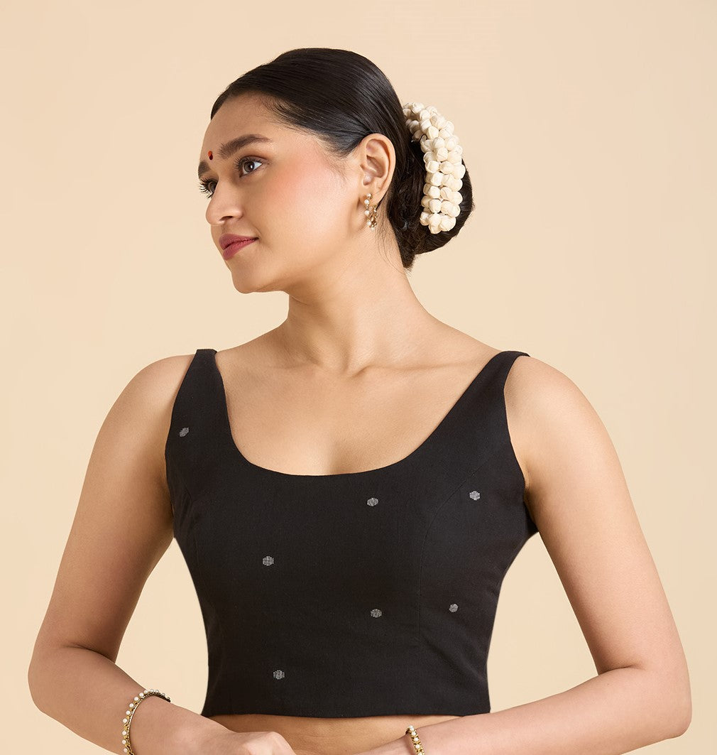 Women's Black Pure Cotton Handloom Sleeveless Readymade Saree Blouse (Design 2944)