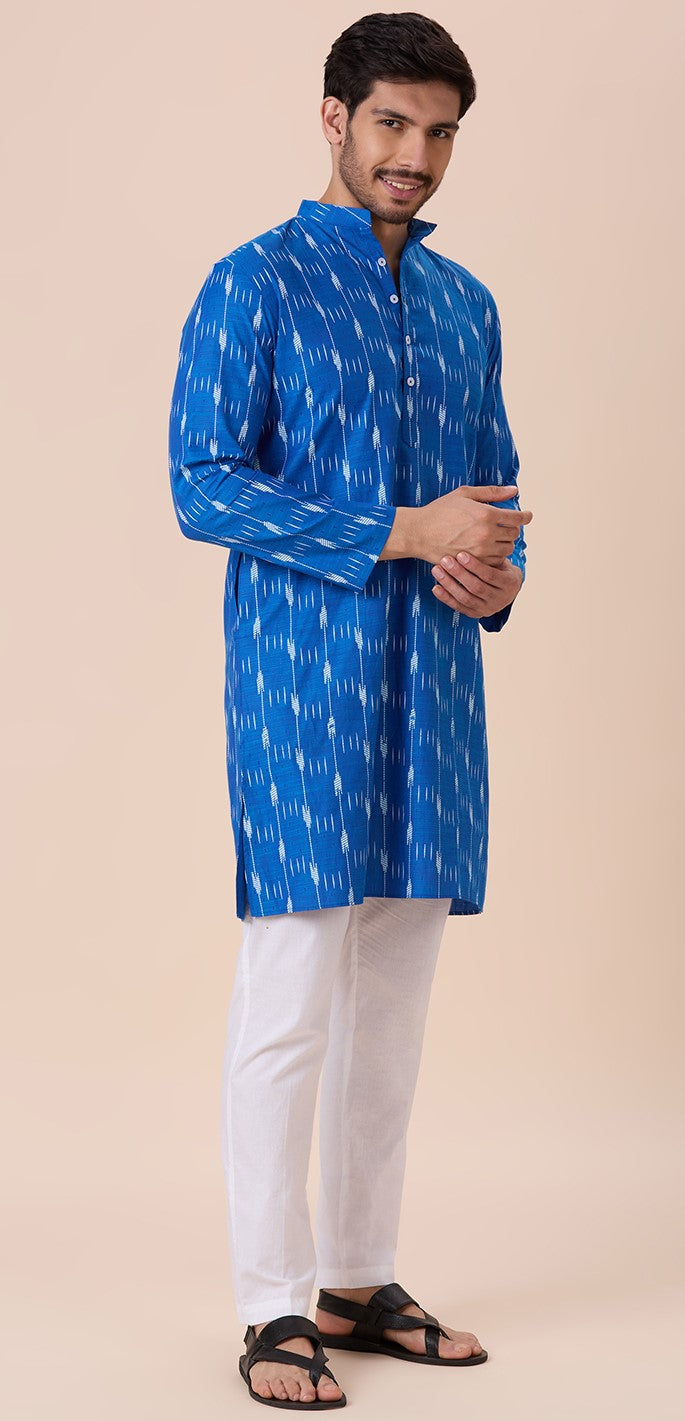 Men's Firozi Cotton Blend Ikat Printed Knee Length Kurta (Design 128)